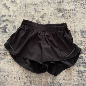 lululemon hotty hot shorts